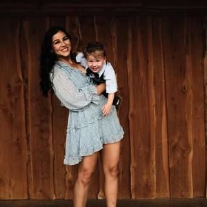 Meet your Posher, Ashley